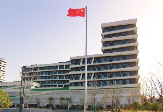 西亞斯集團(tuán)(中國(guó))執(zhí)行董事王偉：依托產(chǎn)教融合，搭建優(yōu)勢(shì)平臺(tái)，為河南數(shù)字產(chǎn)業(yè)發(fā)展貢獻(xiàn)力量  信心2024(終稿)635