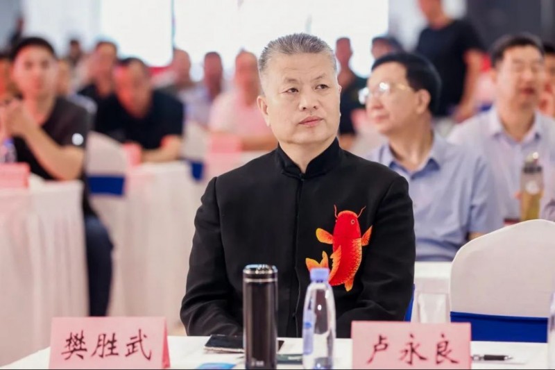 阿五品牌創(chuàng)始人樊勝武榮獲河南“風云人物獎”311